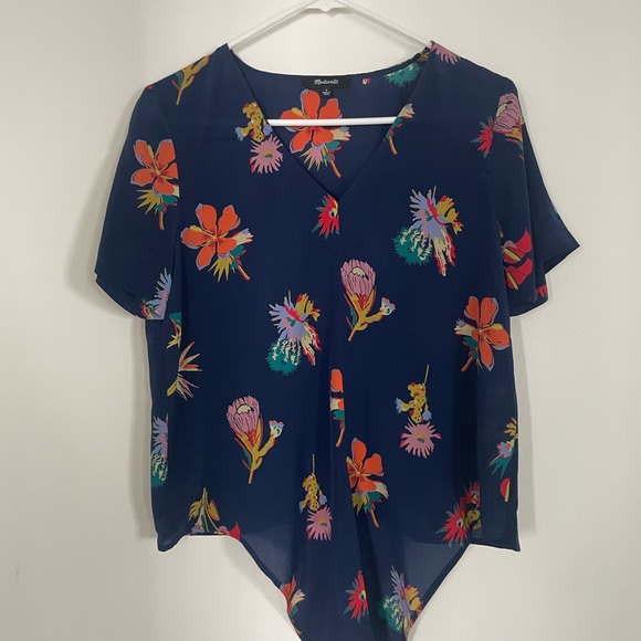 Silk navy floral blouse - Picture 3 of 3